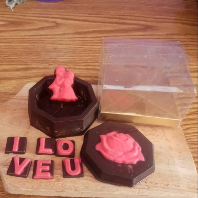 

chocolate love u