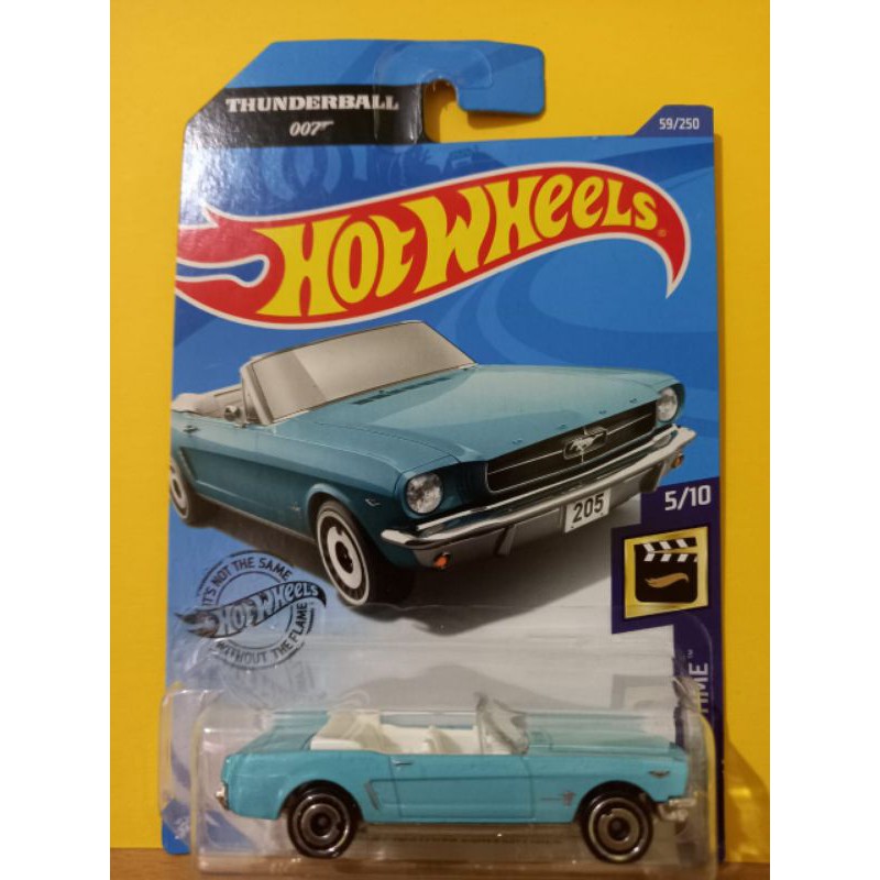 Hot Wheels '65 Ford Mustang Convertible