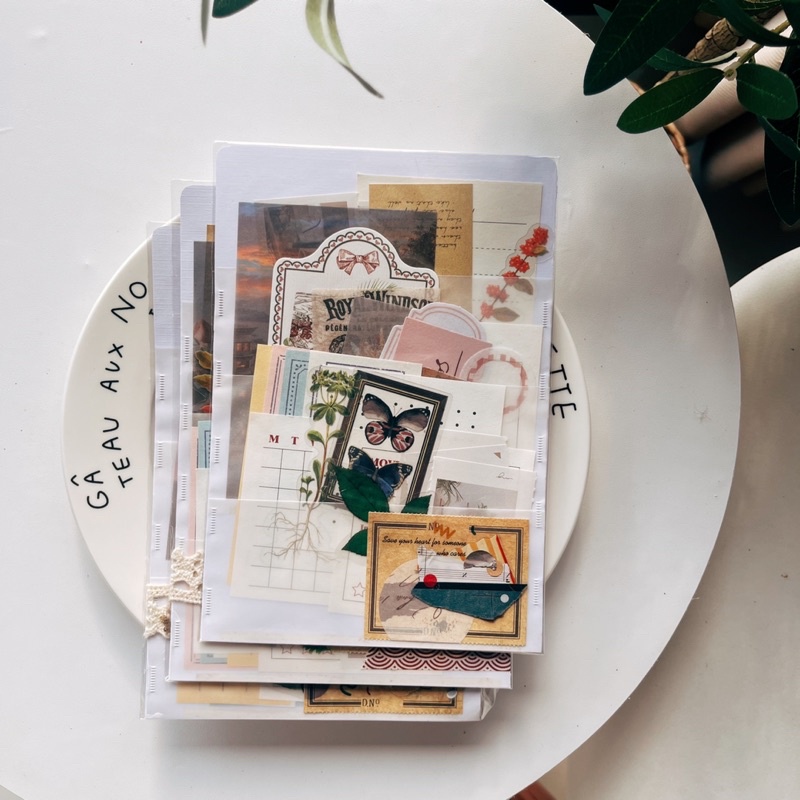 

Vintage Journaling Kit