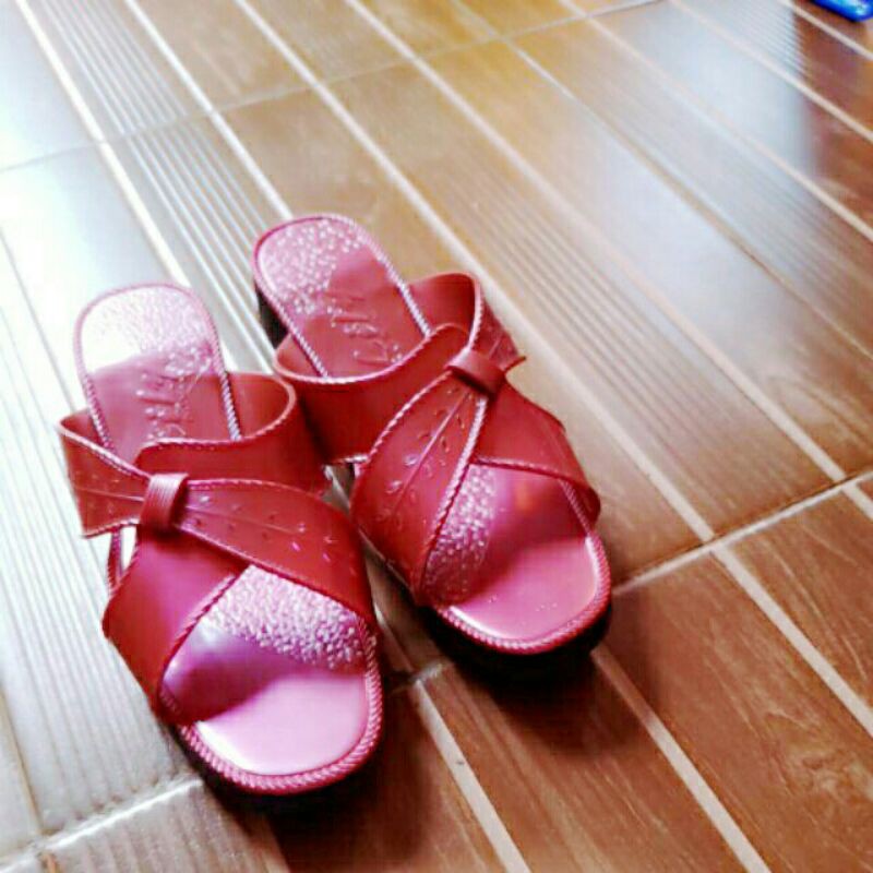 Sandal Lily Type 320. Sendal Wanita. Sendal Ibu