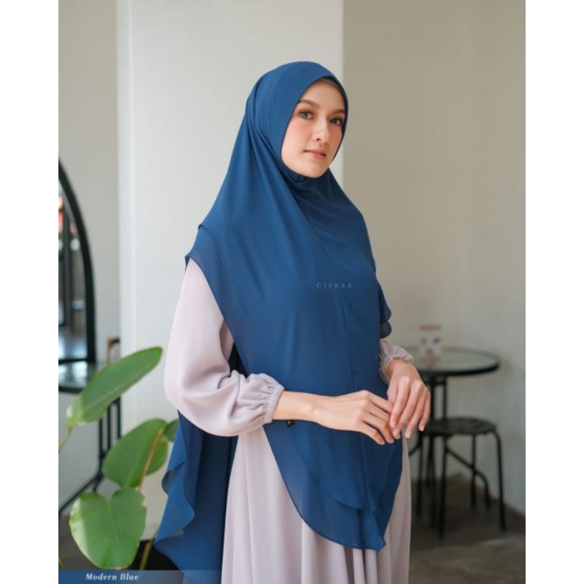 KHIMAR HYUNA by. CIERRA