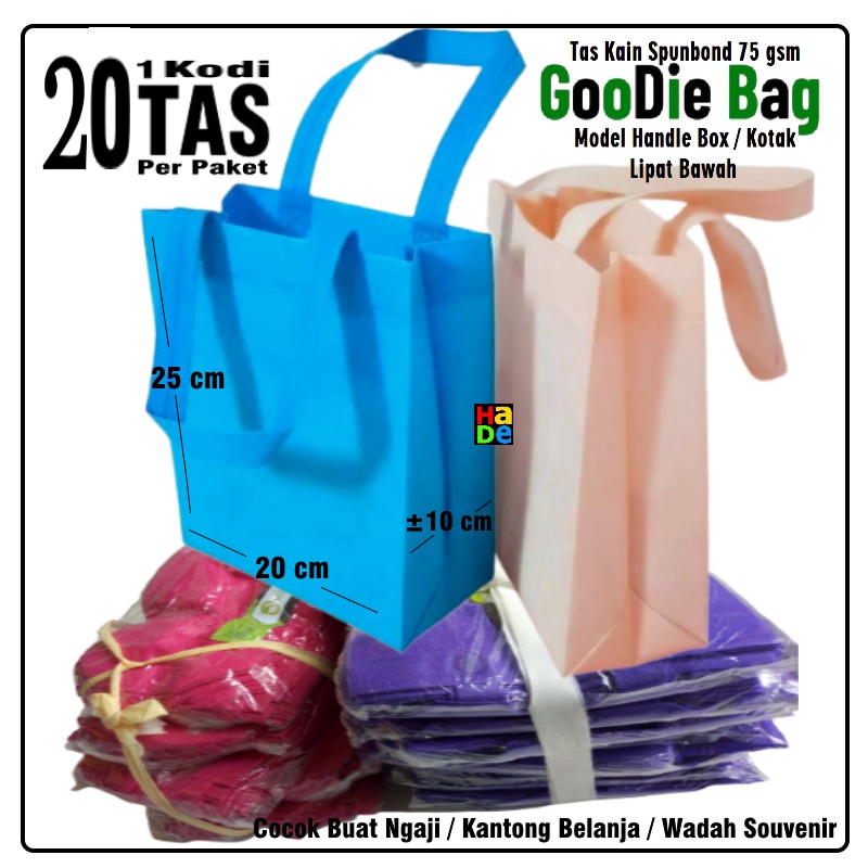 

1 Kodi isi 20 Tas Kain Spunbond Kotak / Handle Box Goodie Bag Ukuran S.= 20x25x9 cm Kantong Belanja Lipat Serbaguna, Goody Bag Bingkisan Souvenir Ultah / Ulang Tahun / Pernikahan, Tas HP Ponsel, Kosmetik dll Polos Murah