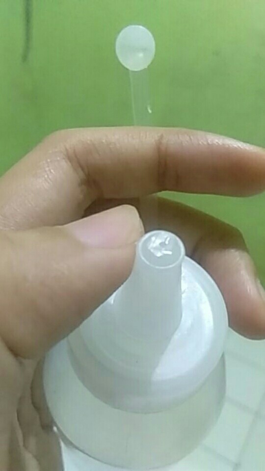 2pcs Botol Dispenser Saus / Kecap / Bumbu Masak Dengan Bahan Plastik Dan Ukuran 100ml