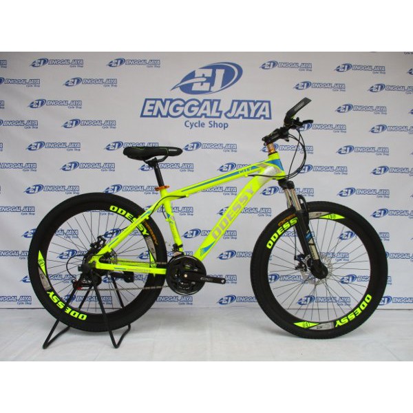 Sepeda Special Mtb Odessy ATXS 560 Alloy Pelk 5 Cm 26 Inci