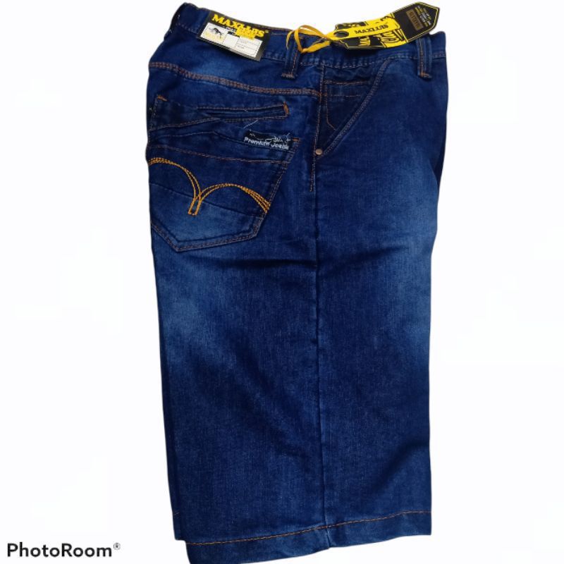 Celana Pendek Jeans Lepis Pria Merk MaxLuis Original Distro Reguler Semi Lions Max Luis Panjang Dibawah Lutut Lepis Jeans Standar Ukuran Jumbo Super Jumbo 38 40 42 44 Standar 27 28 29 30 31 32 33 34 35 36 37 38