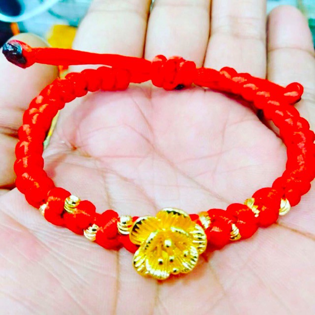 Gelang mawar tali merah