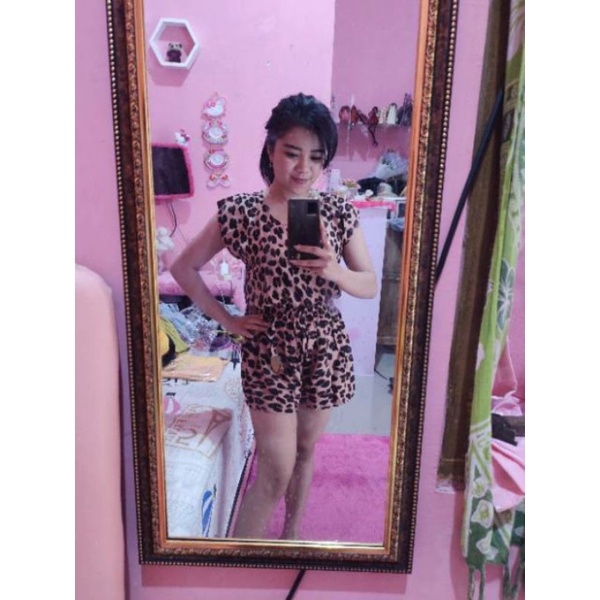 ONE SET LEOPART PENDEK