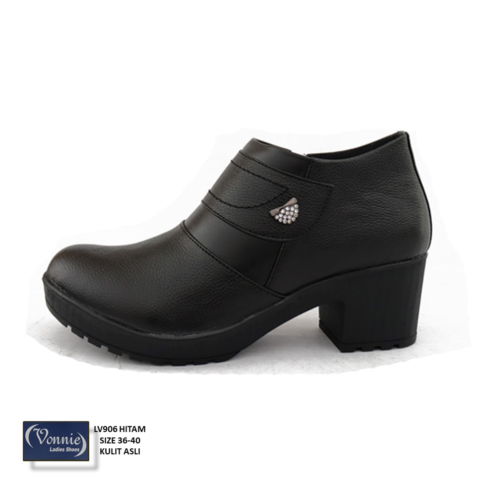 Sepatu Wanita Ankle Boots Block Heel Pantofel Low Boots  Hitam Vonnie