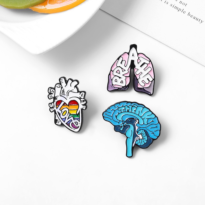 Bros Pin Enamel Bentuk Kartun Organ Hati Untuk Hadiah