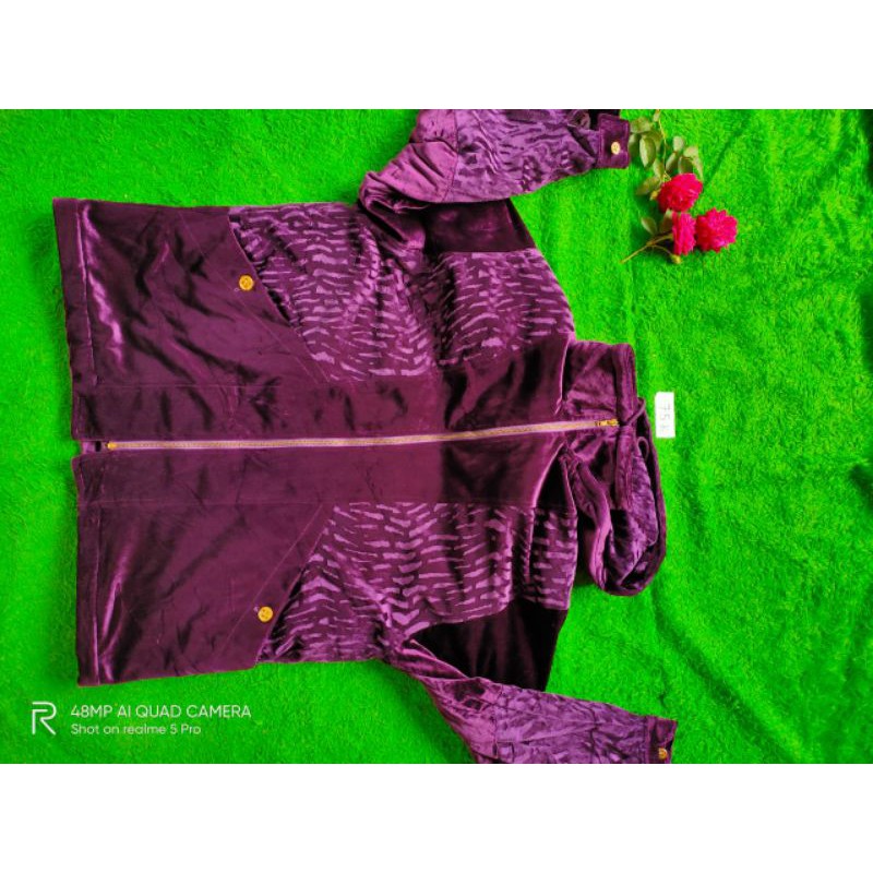 preloved jaket beludru
