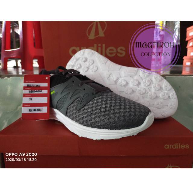 Sepatu sekolah sepatu ardiles sepatu murah sepatu hitam sepatu olah raga
