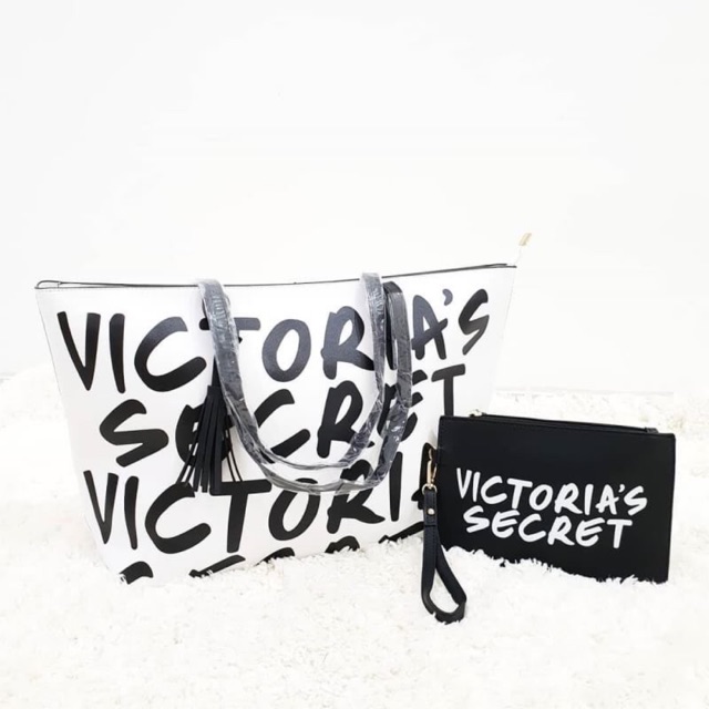 Vs Victoria’s Secret totebag FREE POUCH