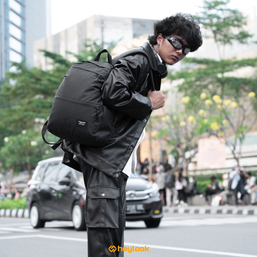 Tas Ransel Laptop Waterproof Pria Tas Laki Laki Backpack Sekolah Kuliah Kerja Remaja Dewasa Trendy Tas Ransel Besar Kasual Sporty Cowok Traveling Rekreasi