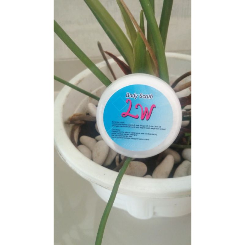 scrub/lulur lw whitening