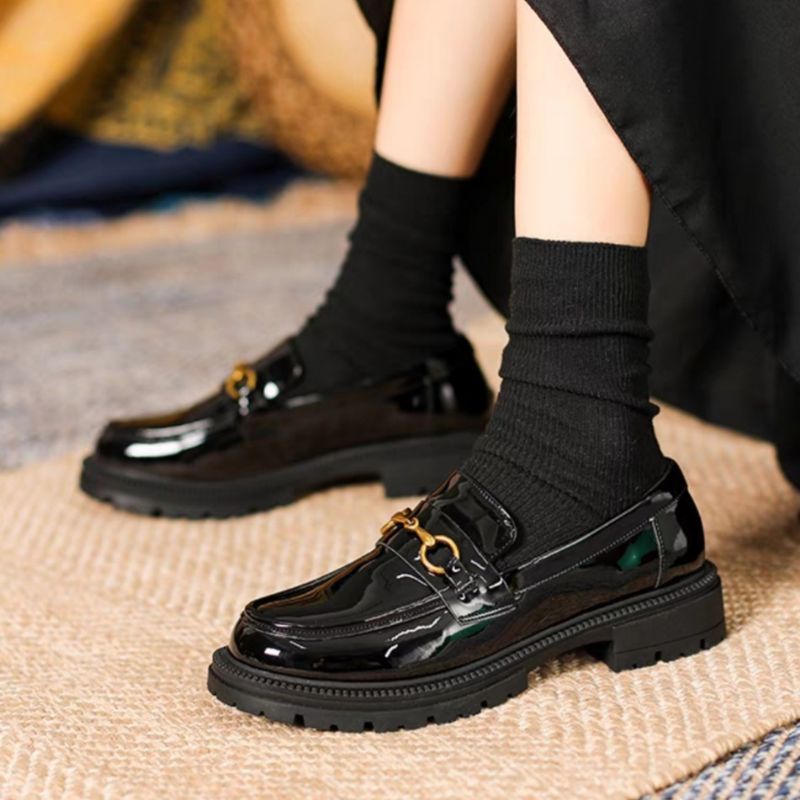 2021 Musim Semi dan Musim Gugur Sepatu Datar Wanita Baru Sepatu Platform Kulit Wanita Sepatu Gesper Kasual Sepatu Mode Wanita Semua Pertandingan / Sepatu Loafers Wanita / Sepatu Kuli Wanita / Bisa Cod