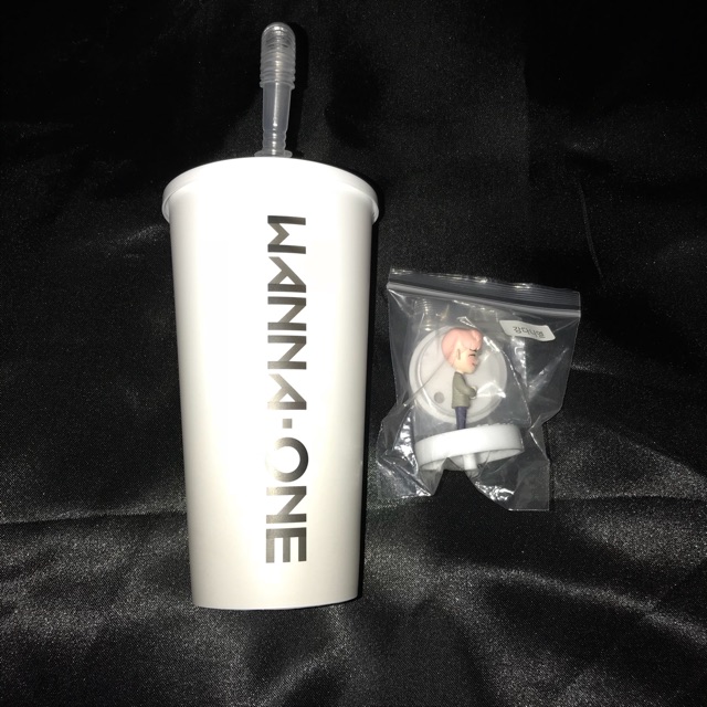 WANNA ONE CGV BOTTLE KANG DANIEL READY STOCK BOTOL MINUM