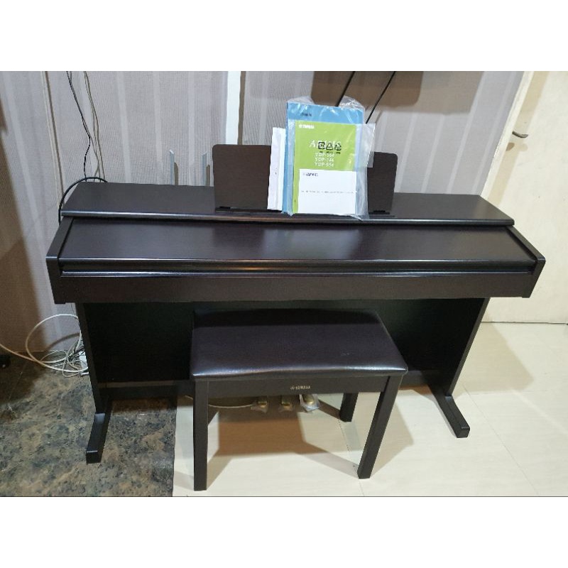 Yamaha Arius YDP 144 kondisi normal