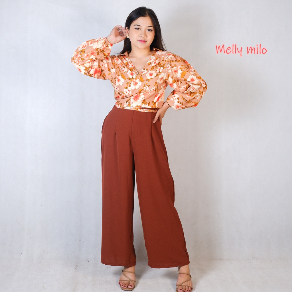 BASIC WRAP TOP