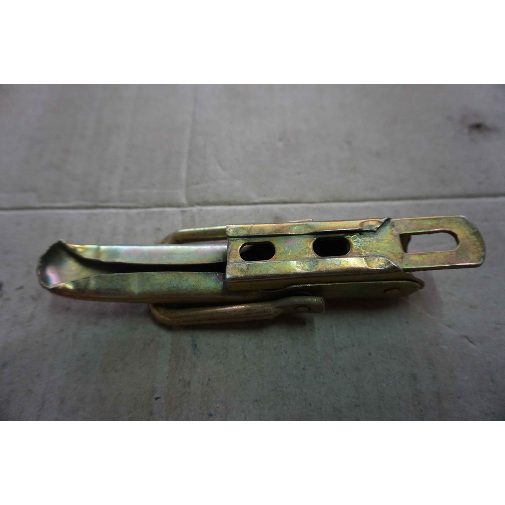 Handle Handel Kunci Bak Mitsubishi L300 Pickup Pick Up Aftermarket