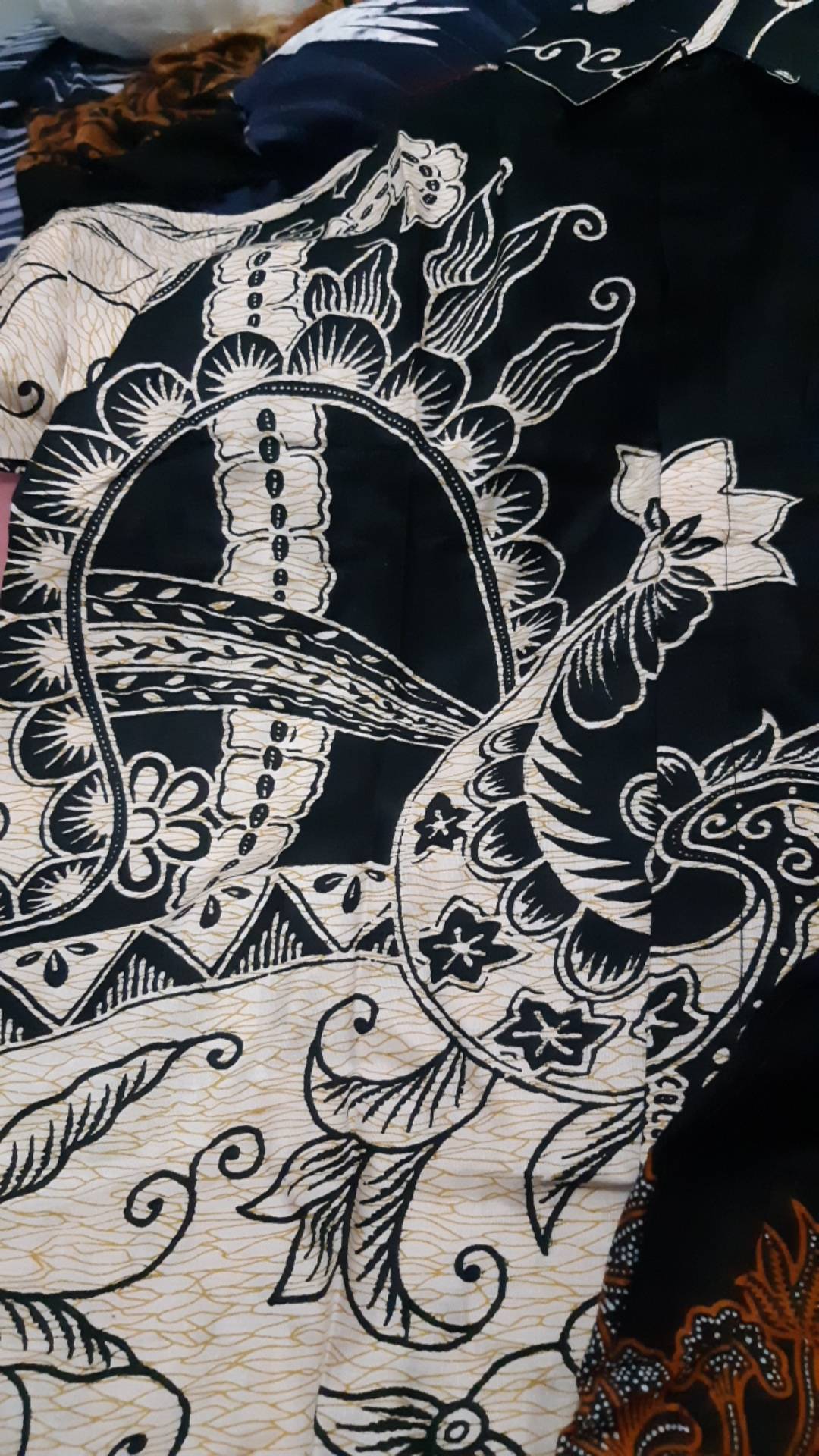 Naga Kemeja Batik Regular Hitam Manis M.l.xl.xxl
