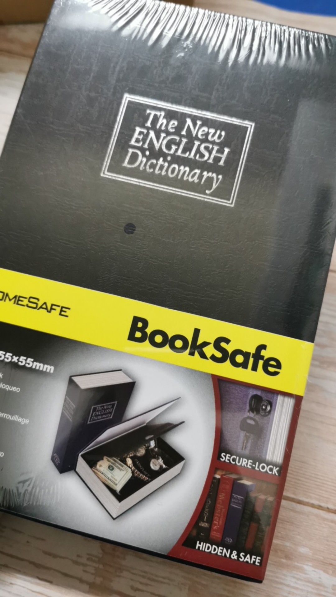 [cod] Kotak Penyimpanan Rahasia / Brangkas Buku