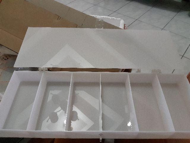 Tempat Uang Panjang Tutup Gembok Acrylic Putih Susu