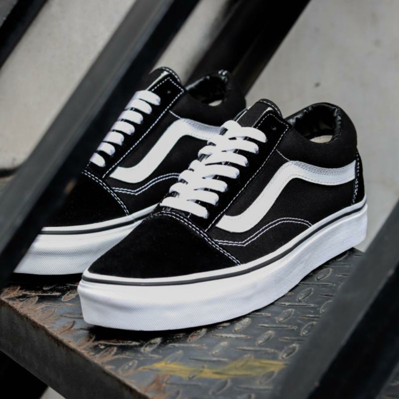Vans Oldskool Classic Black / White Vans BNIB