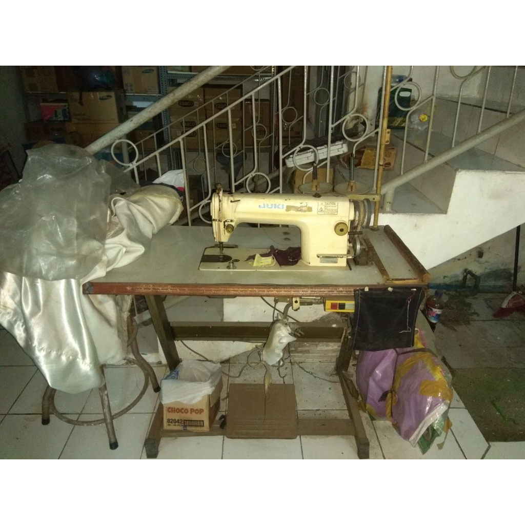 [JUAL RUGI] MESIN JAHIT LISTRIK INDUSTRI JUKI DDL 8500 HIGH SPEED FULL SET LENGKAP SECOND PRELOVED