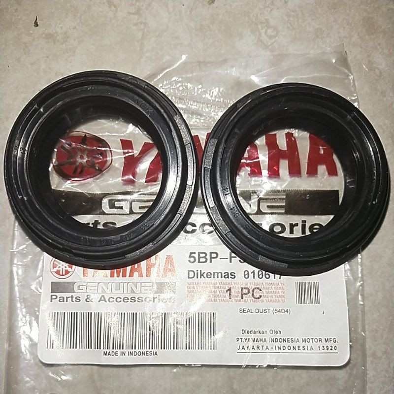 KDM_24 SEAL SIL TUTUP ABU / DEBU VIXION SCORPIO R15-5BP HARGA SEPASANG