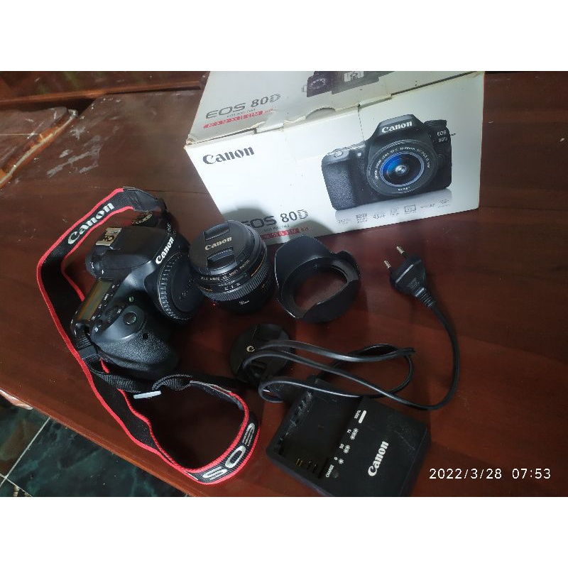 CANON EOS 80D + LENSA FIX CANON EF 50mm f/1.4