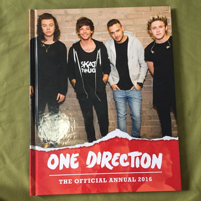 Buku annual book one direction