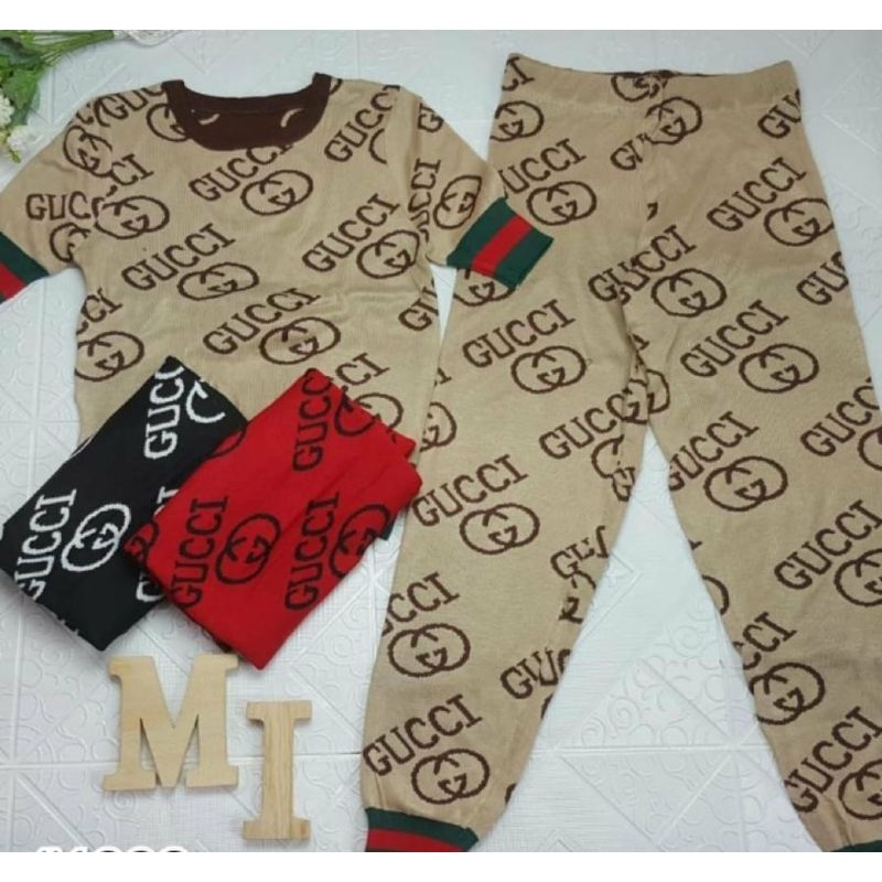 One Set Rajut Import Premium Motif Gucci - All Size