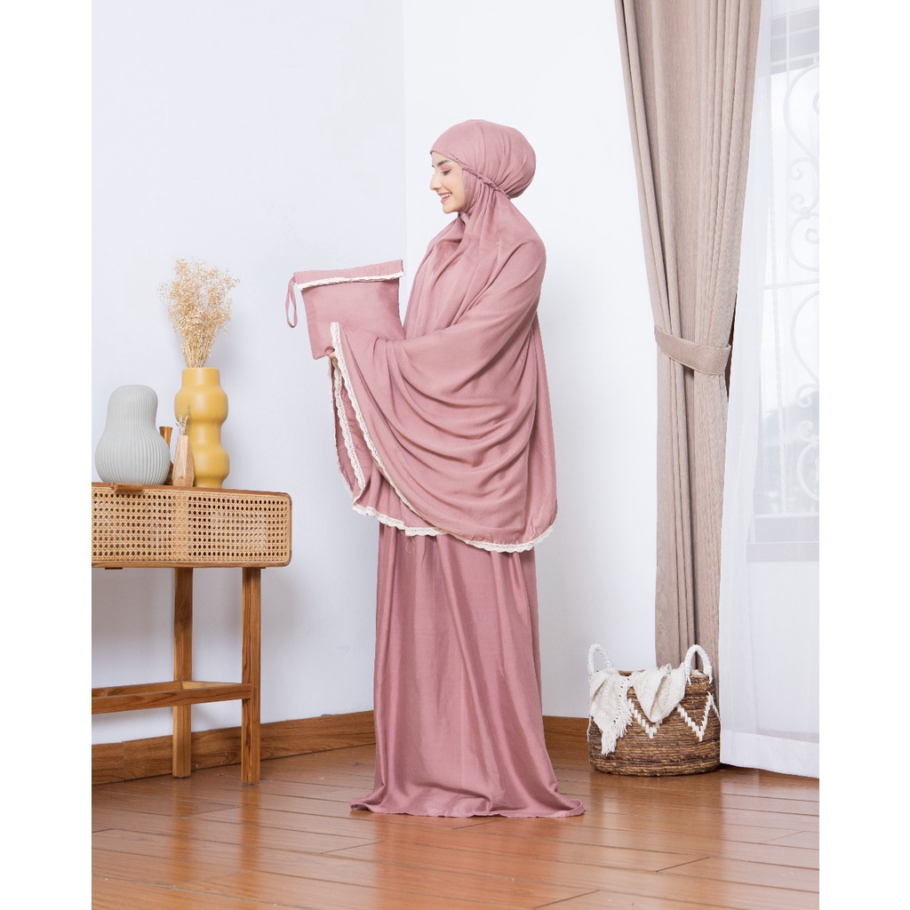 PUTRI DANIA MUKENA POLOS RENDA / MUKENA TRAVELING / MUKENA RAYON POLOS RENDA DEWASA / MUKENA BALI ARNISA