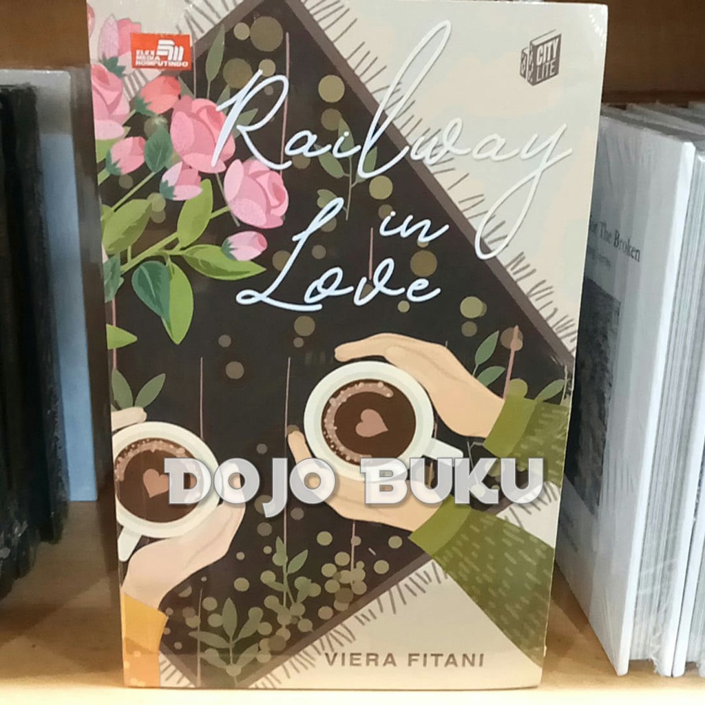 City Lite : Railway In Love (Collector`S Edition) by Viera Fitani