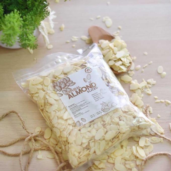 

Harap Baca Deskripsi Sebelum Order Natural Almond Sliced 1Kg