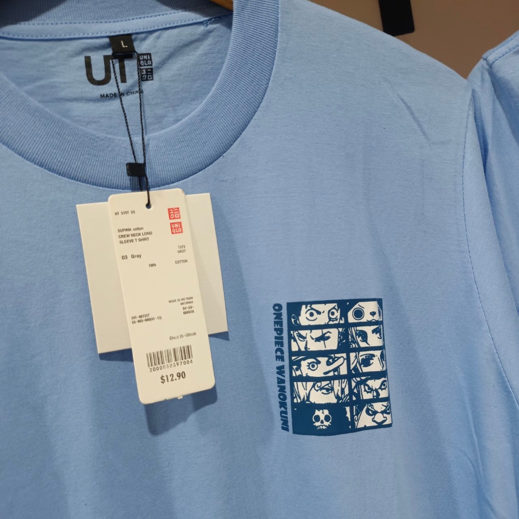 Kaos Uniqlo X Kaws Fullprint T shirt Baju Premium-1