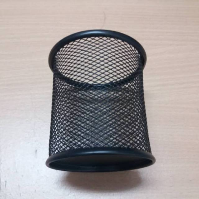 

Desk Set Besi Jaring / Pen Stand / Tempat Pulpen