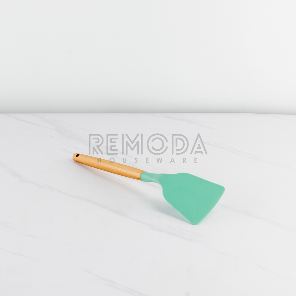 [Remoda]Spatula Silicon / Utensile Tahan Panas / Sutil Silicon / Kitchen Tool Gagang Kayu 100% ORIGINAL