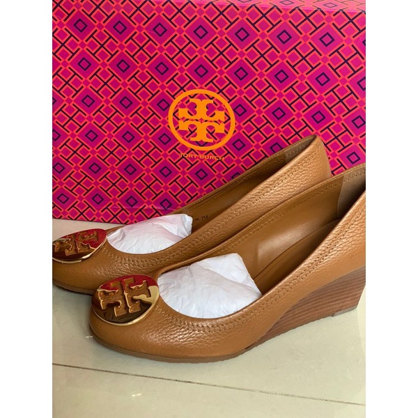 tory burch sally wedges ghw
