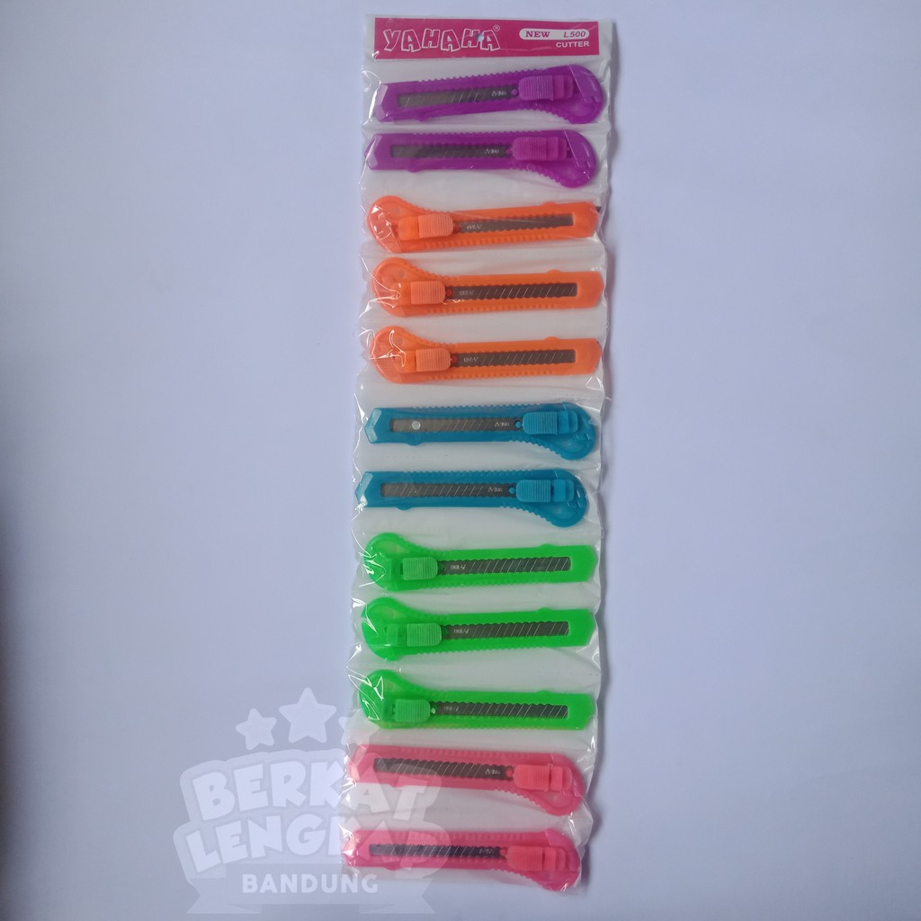 

Pisau Cutter / Pisau Kater / Cutter Knife Lembar Besar (12 pcs)