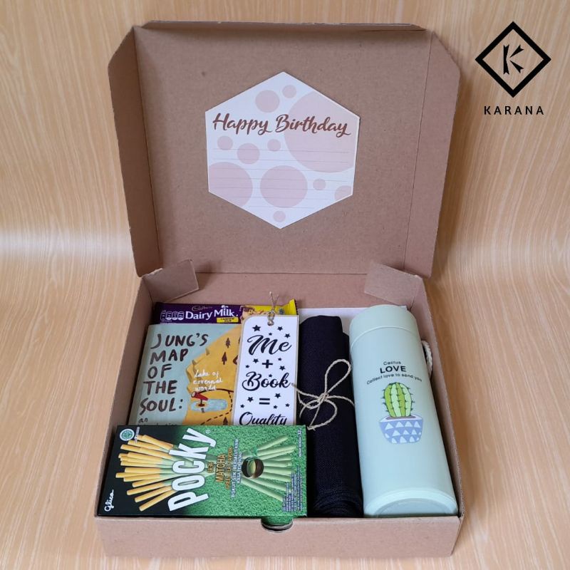 

Book Hampers/Kado Ulang Tahun - Birthday Gift P2