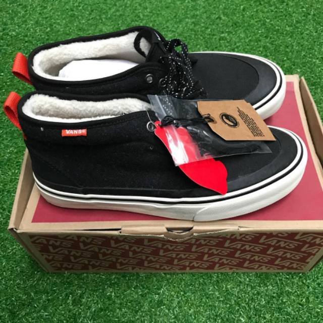 Vans Chukka HF X Finisterre (Black/Wool)