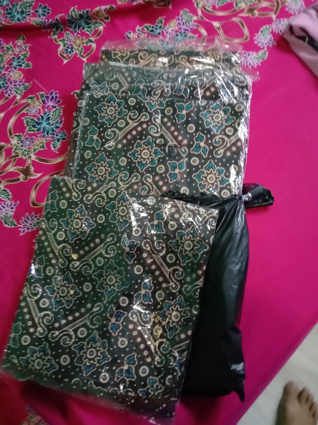 Batik Couple / Batik Couple Keluarga / Batik Jumbo / Sarimbit Keluarga / Baju Batik Marsya Gurdo