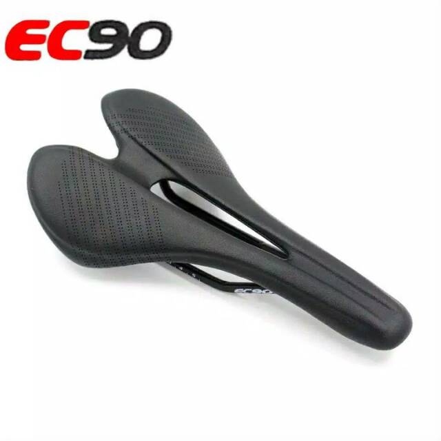 Sadel roadbike mtb ec90 new hollow ringan dan nyaman