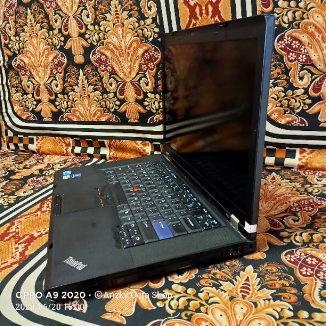 LAPTOP LENOVO THINKPAD GAMING  CORE I7 RAM 8GB SSD 256GB Layar Lebar 15 inch  MULUS MURAH