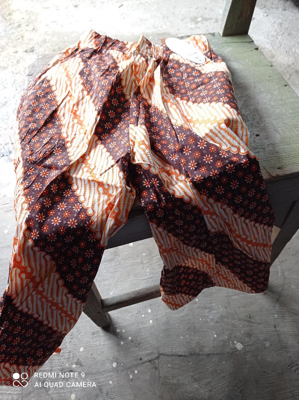 [angie] Celana Kulot Pendek Wanita Katun Batik Murah Serut Samping, Allsize, 4 Warna