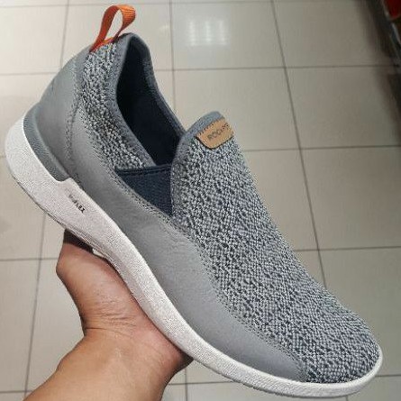 Sepatu SlipOn Pria ROCKPORT TF M FLY SLIPON