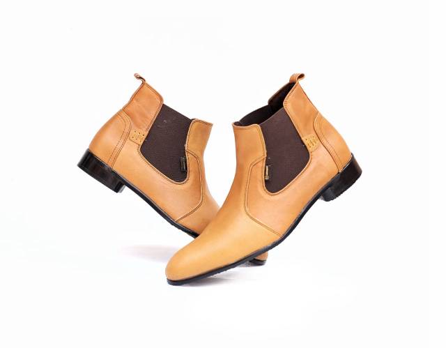 CEVANY - Sepatu Boots Pria Model Chelsea Boots Formal Casual Kerja