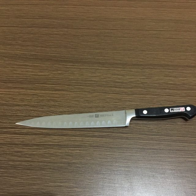 Zwilling J A Henckels pro s, slicing knife hollow, 8 inch.