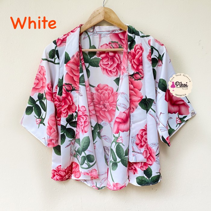 Promo  Blazer bunga / floral outer / cardigan satin bunga / summer / pantai  Nih